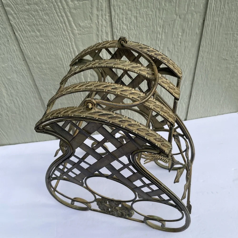 Wine‎ Holder Metal Rack with Holder 3 bottle caddy Wrought Iron Sculpture Art